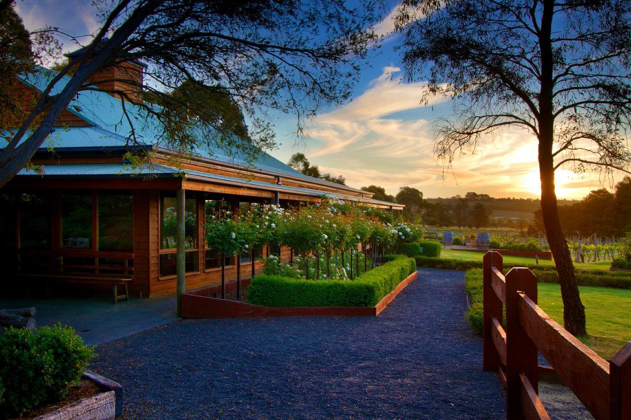 Glen Erin At Lancefield Hotel Rochford Exterior photo